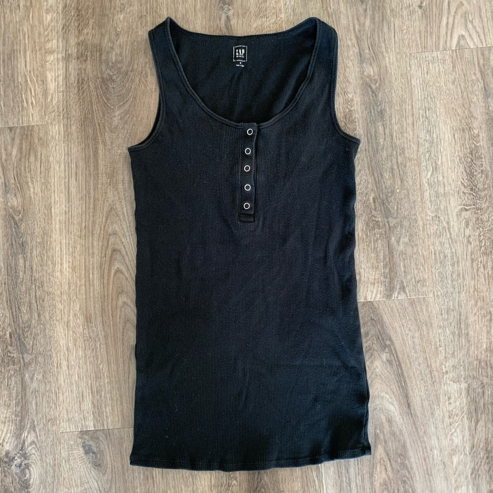 GAP Maternity/Nursing Ribbed Tank with Snaps Sz S